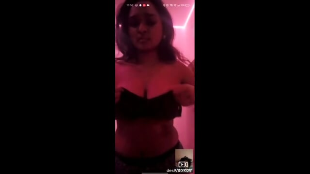 Tamil Hot Big Boob Girl Hairy Pussy Fingering Show