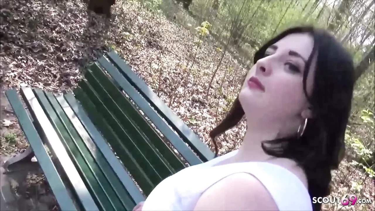 German College Teen Elisa Seduce to Fuck in Park in Berlin