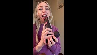 Real Dick Unboxing - Billy BBC Dildo (Purchased - not sponsored) I love it...