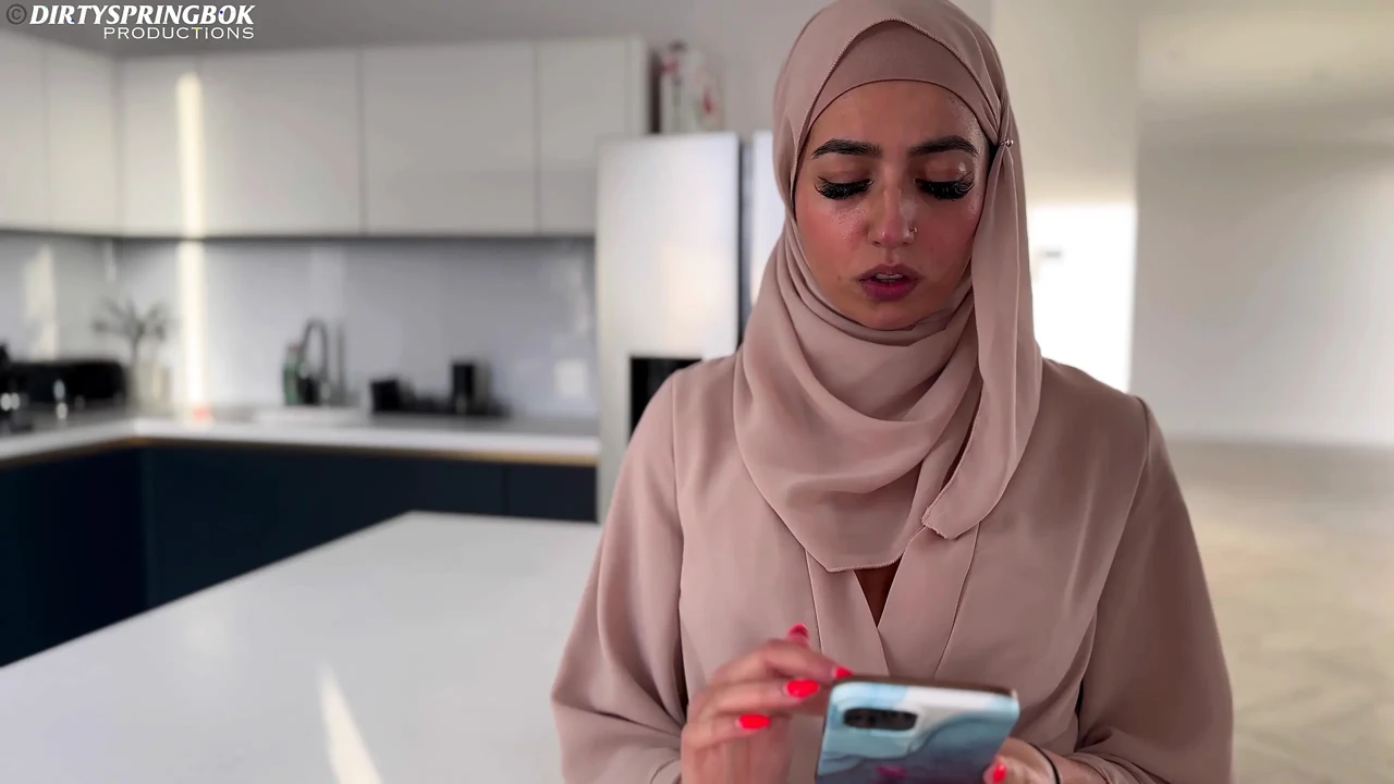 Hungry Muslim Girl Breaks Her Fast with BBC