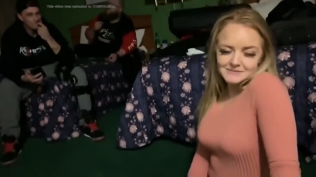 Amateur Slut Double Teamed