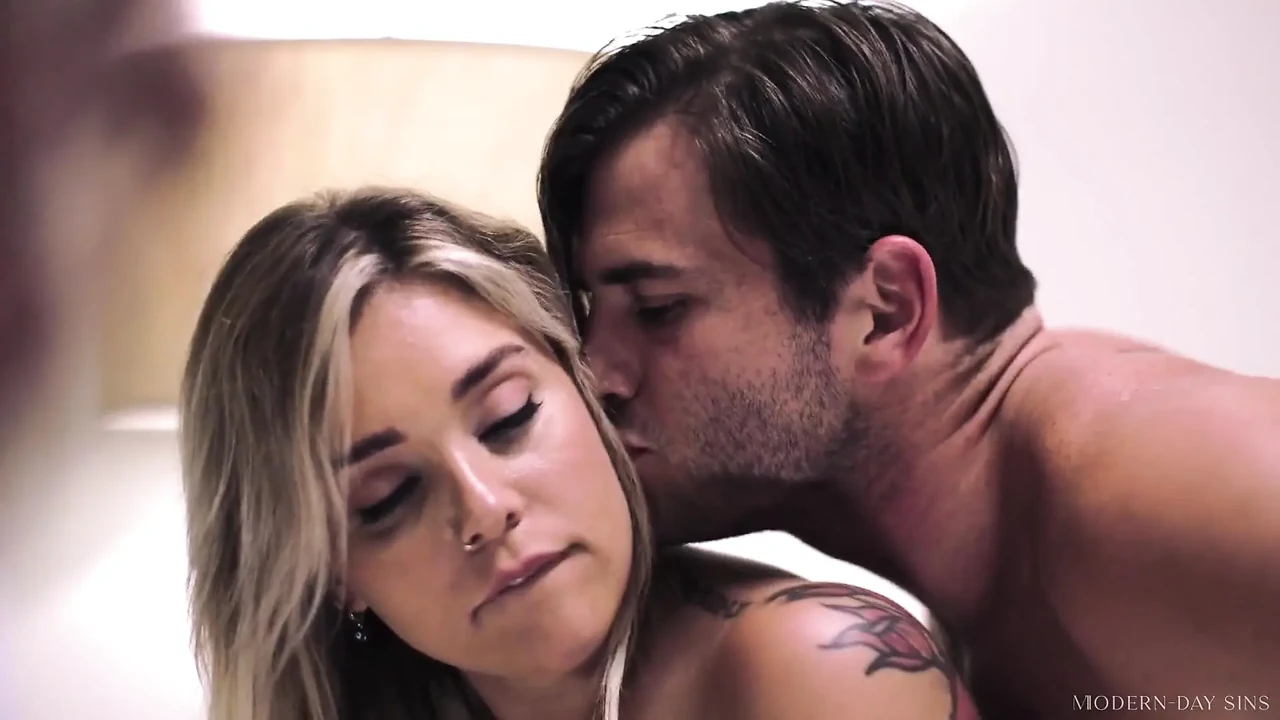 Modern-day Sins - Naughty Wife Kali Roses Almost Caught Cheating by Hubby!