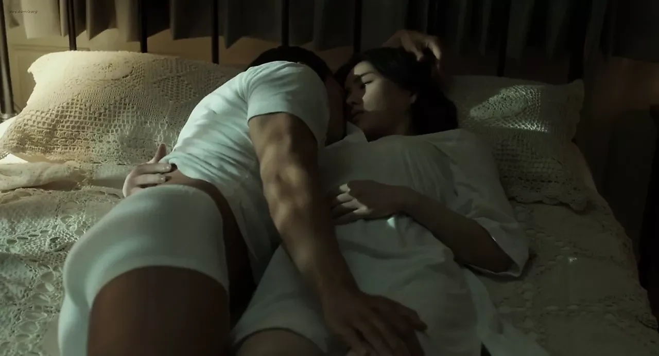 Lim Ji-yeon nude - Obsessed (2014)