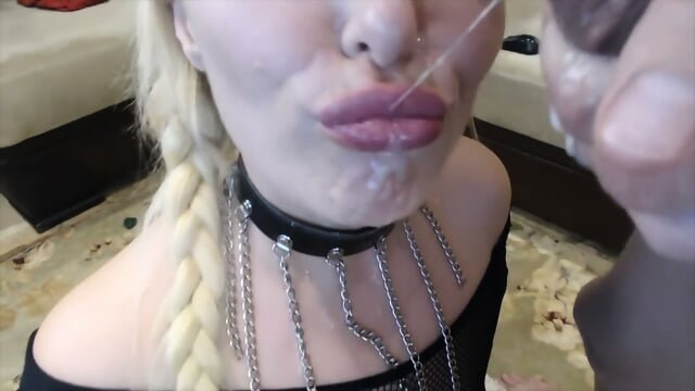 Blonde Milfy