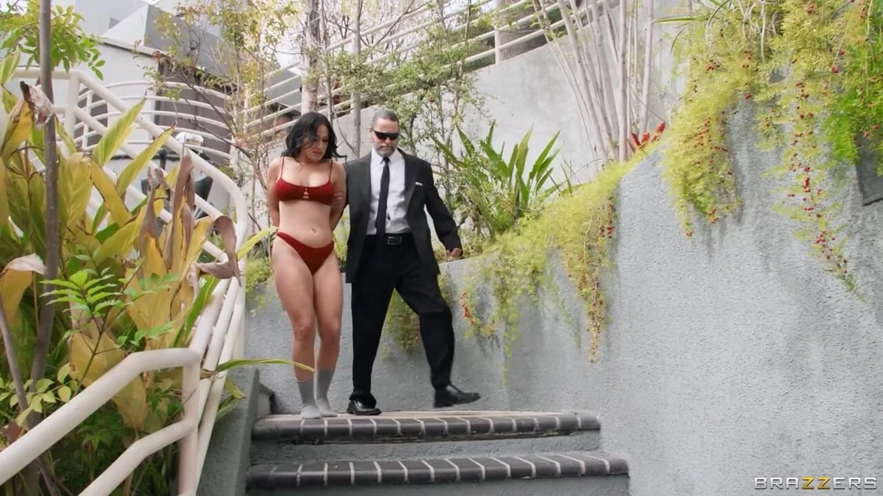 Blowing Off Her Security Jennifer White Brazzers