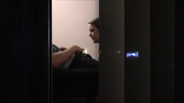 Neighbor S Blow Job - Mya Mya