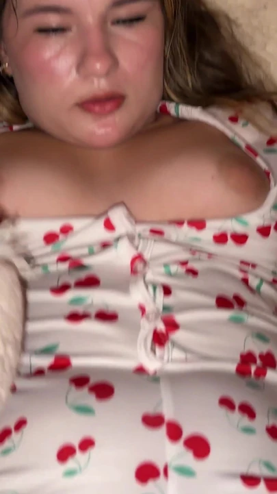 "WOW, how well my stepmom eats" Accidental creampie to stepdaughter on family vacation | Clip 1