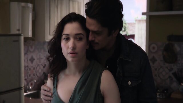 INDIAN ACTRESS TAMANNAAH WITH STRANGER . HD - Jimena Cano