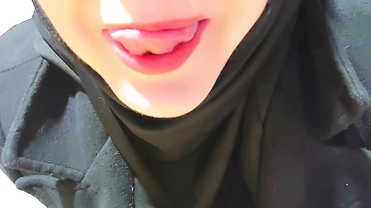 My hijab-wearing stepsister ejaculates on camera