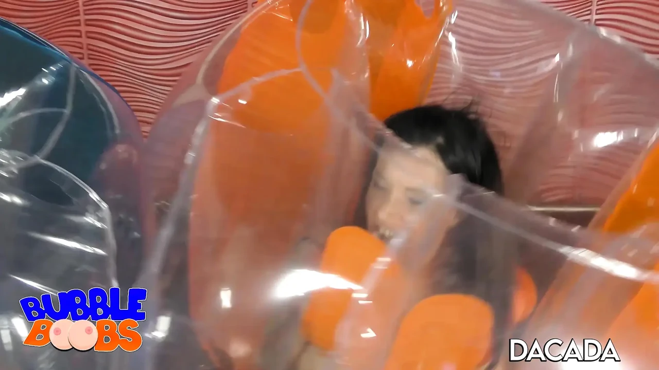 Bubble boobs fun with DaCada and Ashley Cumstar