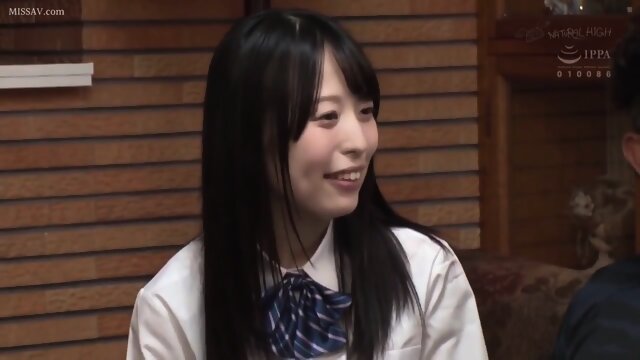 A Niece Who Secretly Inserts Ji Po On The Kne - YUKARI MIYAZAWA