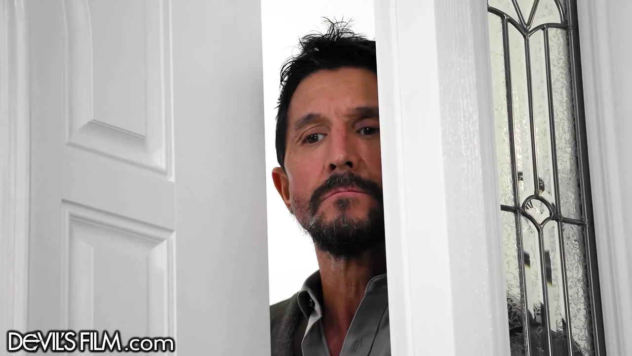 Skylar Vox Can't Handle Her Perv Neighbor's Big Cock