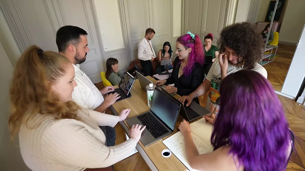 KHALAMITE Huge orgy for 9 with co-workers - French Orgy - Paranormal Activi'titties 4/4