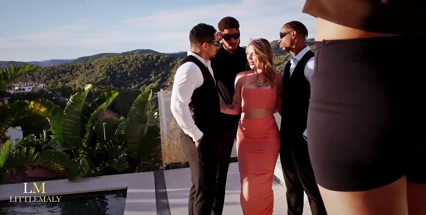 Unexpected 3 BBC Gangbang During Photoshoot,irish Snowbunny Tina Snow Pissed on & Destroyed