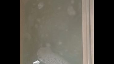 Oiled bathtub vibrator cums