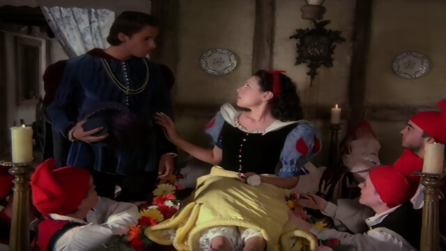 Snow White And The Seven Dwarfs 1 (1995, Italian Full Movie) - Julia Larot - Vicca