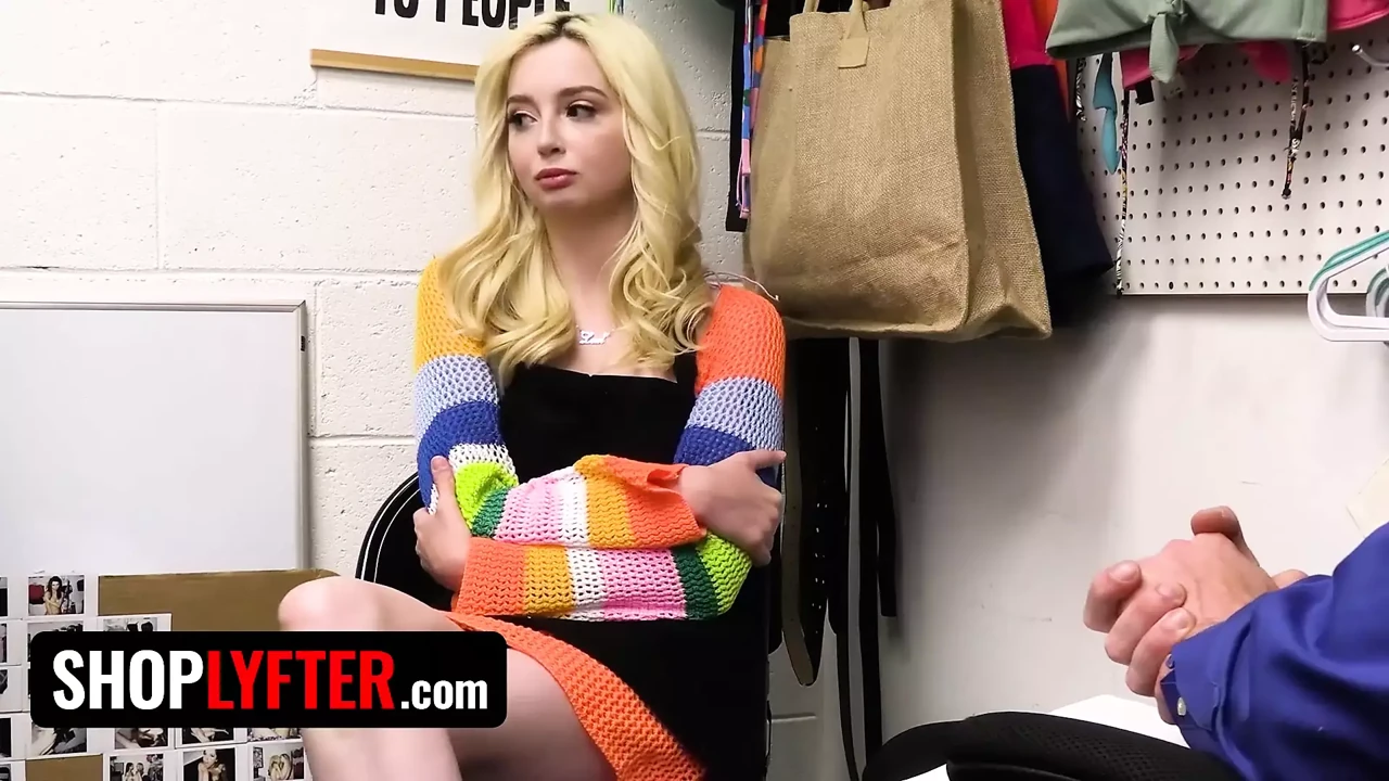 Petite Blonde Teenie Thief Fucked Doggystyle by Mall Guard - Shoplyfter