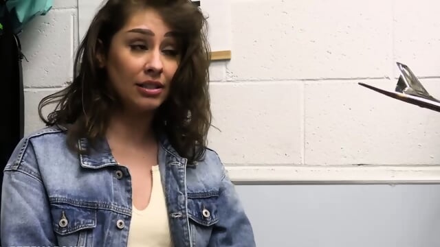 Lady, That Booty Can Sure Hold