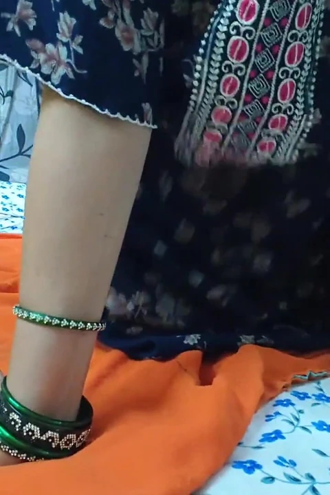 Bhabhi Ko Mc Mai Hi Condom Laga Kar Choda