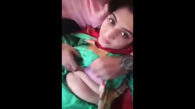 Pakistani Boss Secretary Fondling Sex In Car Video