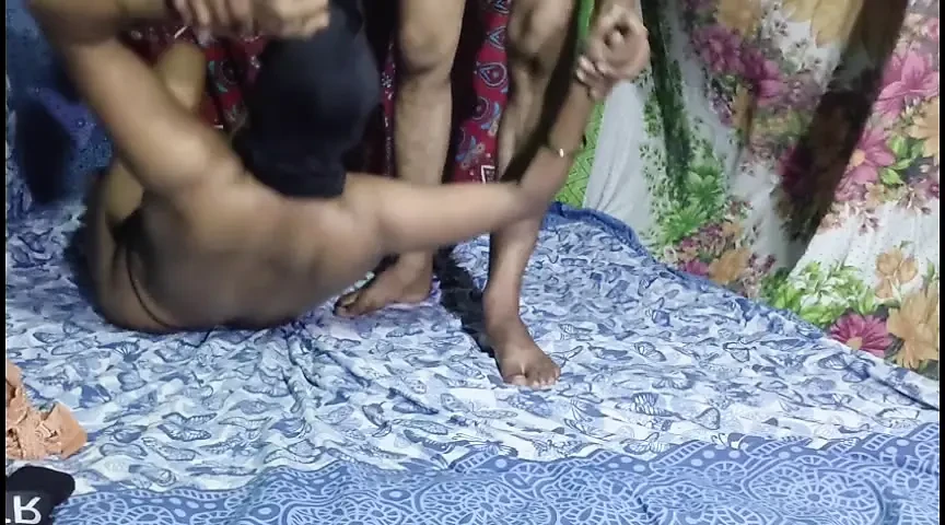 Bengali wife ne apne husband ke sath kiya maja me chudai