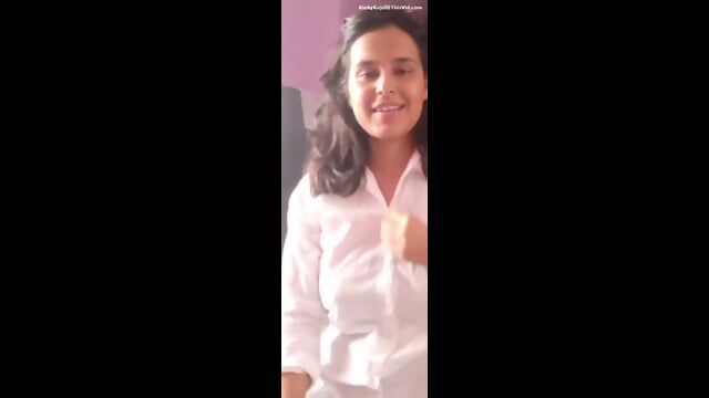 Desi Big Boobs Girl Exposing For You