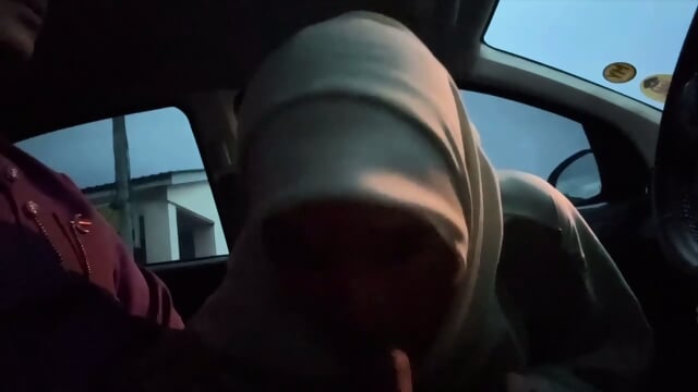 Couple Kedah Main Dalam Kereta, Park Kat Tepi Jalan Part 2