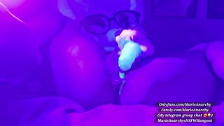 Soaking my UFO dildo in lube and fucking myself under blacklight 👽🛸