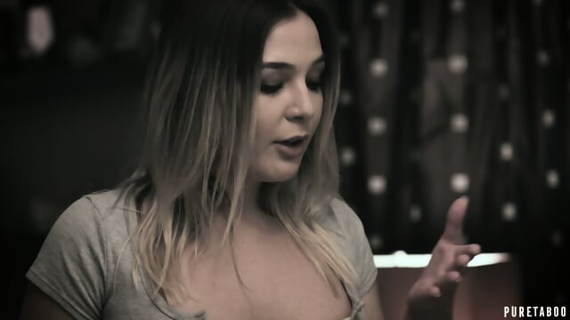 Blair Williams Mamma's Boy 4K