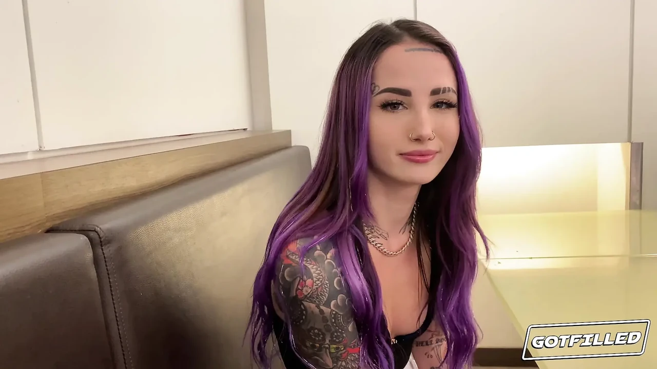 GOTFILLED Filling up alt hottie Valerica Steele