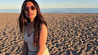 I have sex with a woman I met on the beach