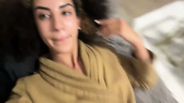 Fake Donos Mixed Slut Plays With Pussy On Twitch