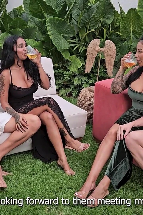 Swingers on Holiday - Yasmina Khan & Mariana Martix