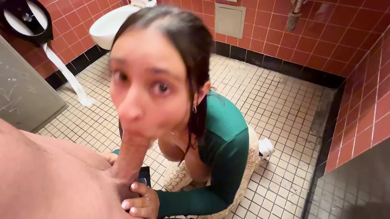 Whole Foods Public Bathroom Sex (Real Amateur Video with Hailey Rose)