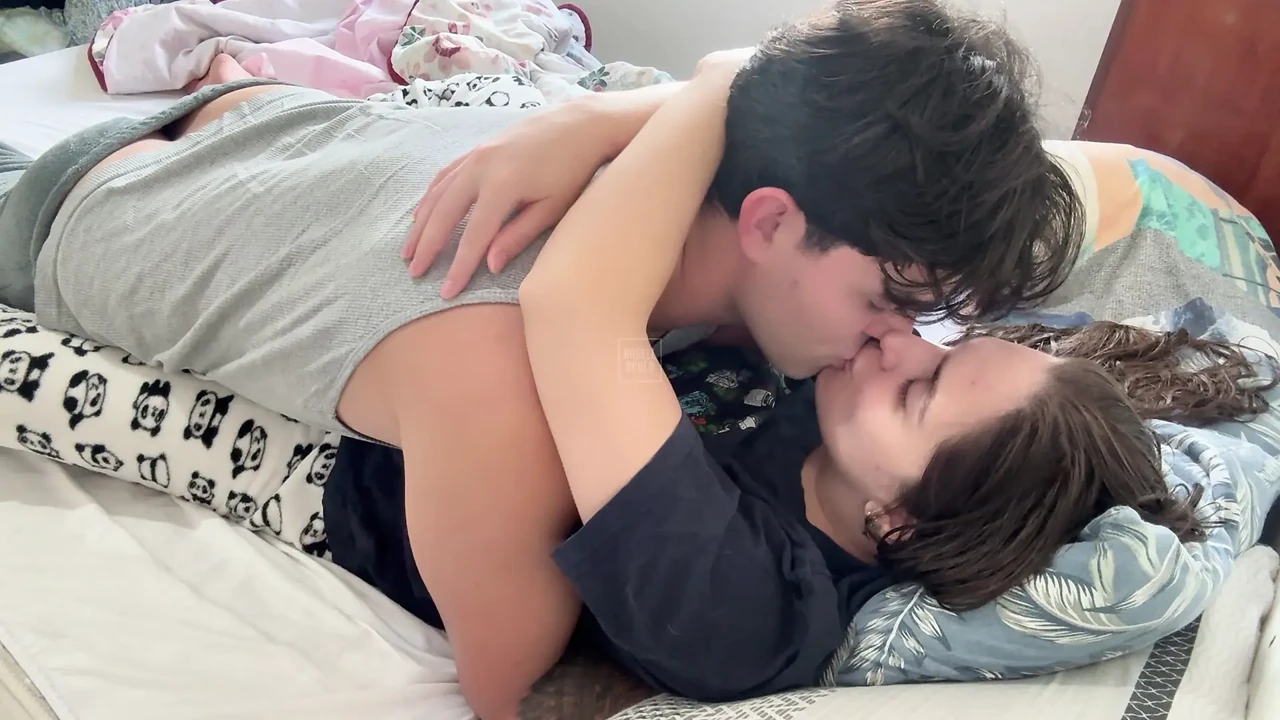 Royal Couple Has Romantic Sex and Ends up in Cream Pie