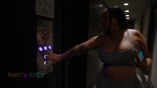 Thick ass pawg stranger fucks guy she just met at the hotel