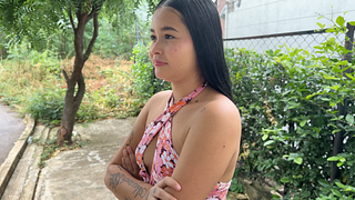 CASUAL SEX WITH A STRANGER, young Latina gets a hard fuck in exchange for a room.
