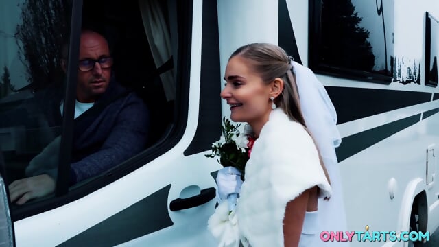 The Bride Will Be Late - Fibi Euro