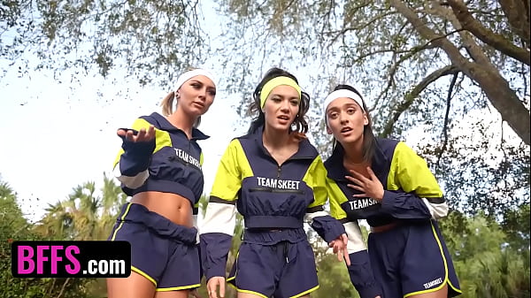 Attractive BFFS Chloe Temple, Aubry Babcock &amp; Sawyer Cassidy Get Protein Shot After Workout - BFFS