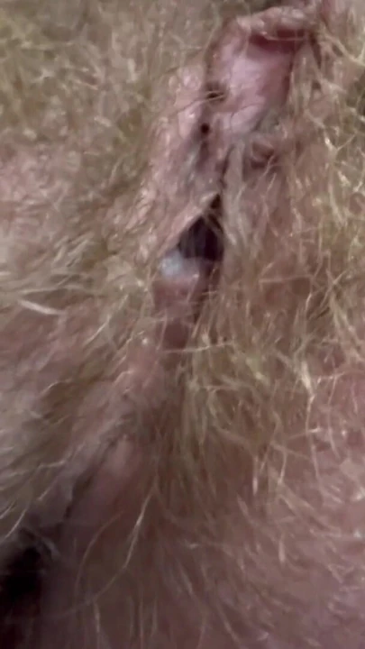 Cigar and hairy bush | Clip 2