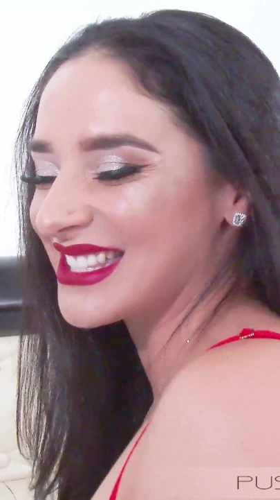 Sheena Ryder Loves Anal Sex