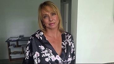 Fucking Best Friend&rsquo;s Hot Mom While He&rsquo;s Not Home - Brianna Beach - Jodie Johnson