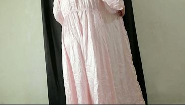 Bokep indo Nyobain Dress Baru Pantat gede montok idaman
