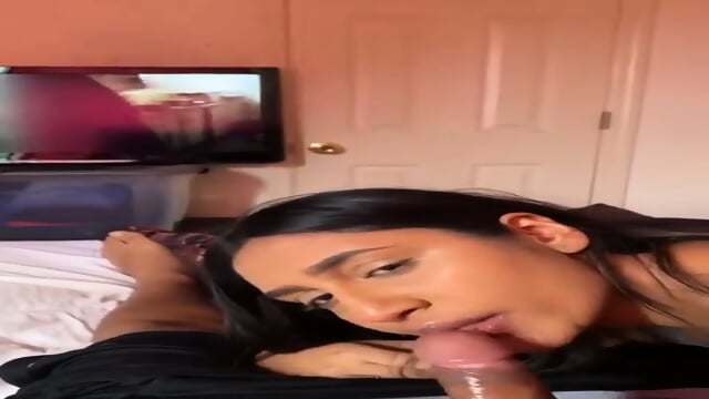 DesHIBH Room Ke Saamne Deepthroat Blowjob