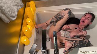 All natural tattooed crazy nympho in the bath