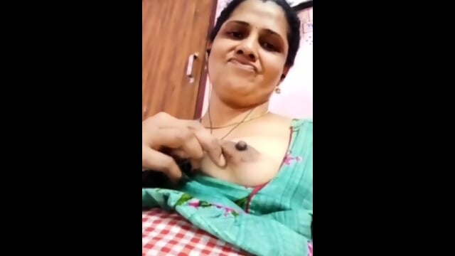 Tamil Aunty Live, Rajshot