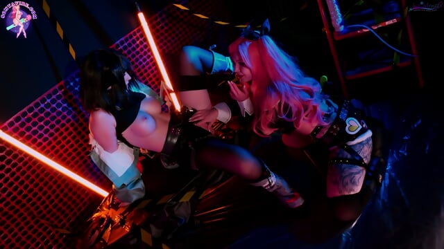 Slutty Lesbian Agents - Sonya Vibe