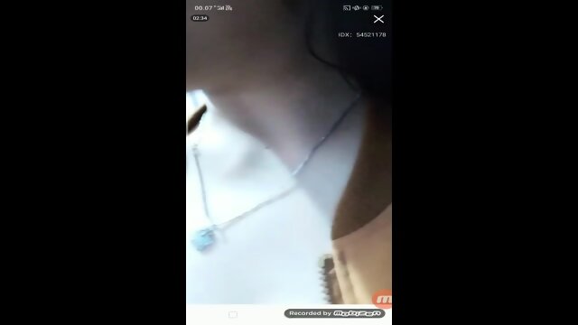 Lagi Asyik Asyikan Dengan Si Pacar