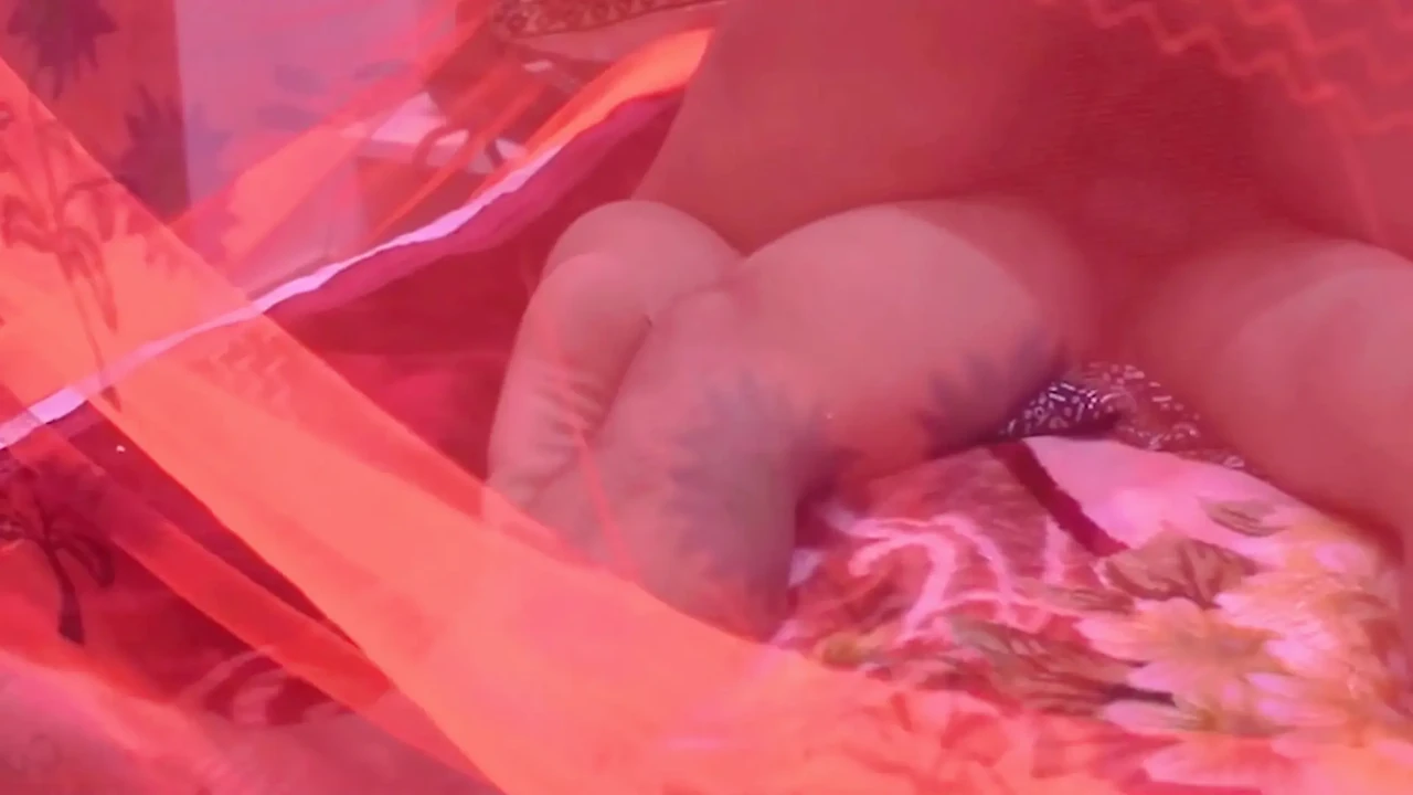 Husband and wife romantic chodai in first night of marriage