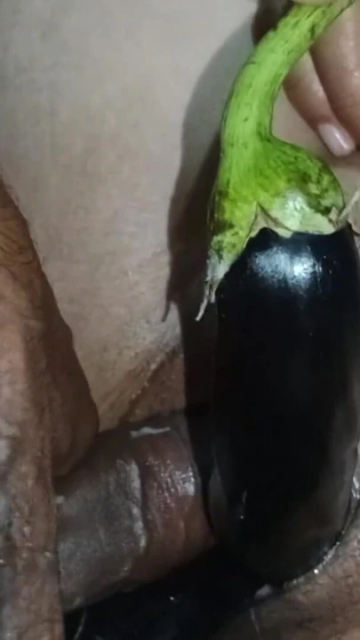 Sexy wife threesame try big vegetable  and Big cock in big pussy hole | Clip 2